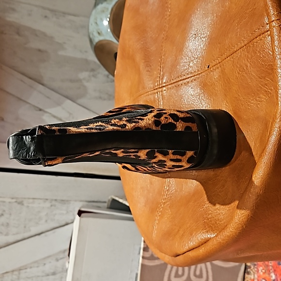 AEROSOLES Leopard print calf hair boots size 7 .🐆🐆🐆🐆🐆 - Picture 3 of 5